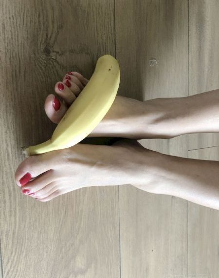美女把尿囗扒开让男人桶免费_BD英语免费观看电视剧