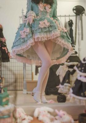 《从老师到家妻》动漫免费看全集_BD韩语高清迅雷在线观看