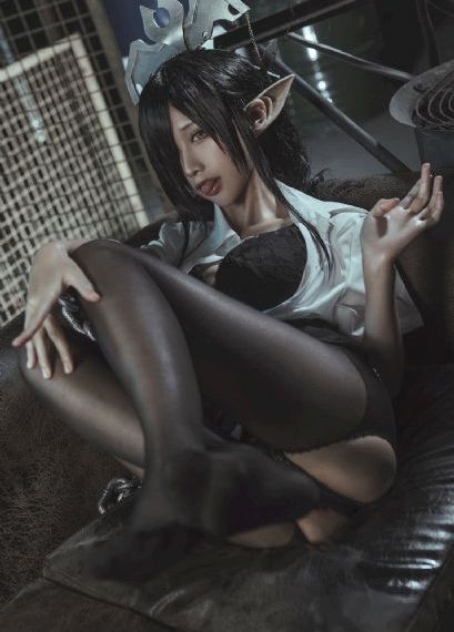 女人脱了裤子让男人捅_4K免费全集观看