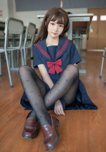 日本挤奶人奶喷奶水视频_免VIP免费在线观看