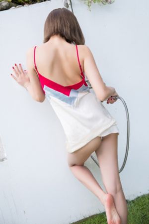 日韩美女亚洲99久久二区_BD在线手机播放
