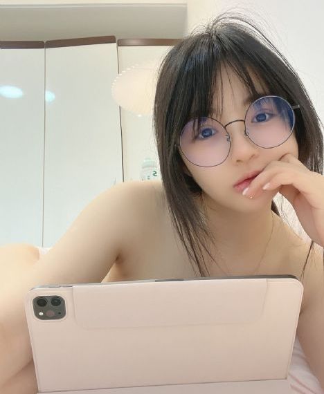 亚洲中文无码亚洲人网站_在线电影免费观看