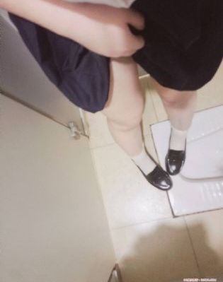 欧美偷拍的亚洲精品_剧情片全集免费观看