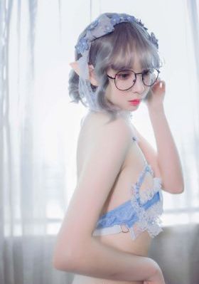 最新日韩精品_高清高清完整版播放